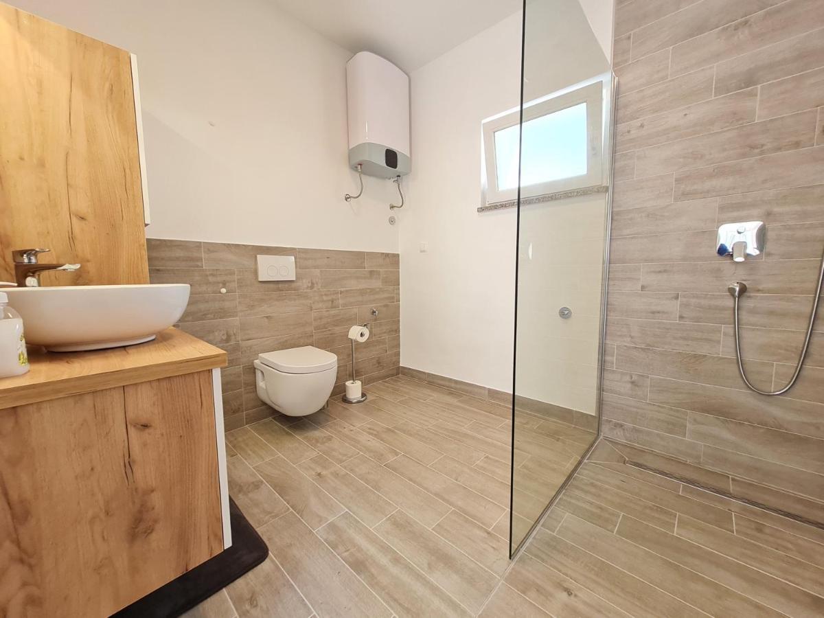 Belle Oasis Apartment Novi Vinodolski Exterior photo
