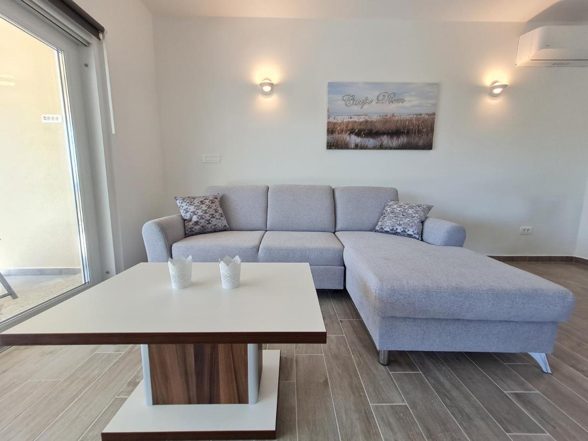 Belle Oasis Apartment Novi Vinodolski Exterior photo